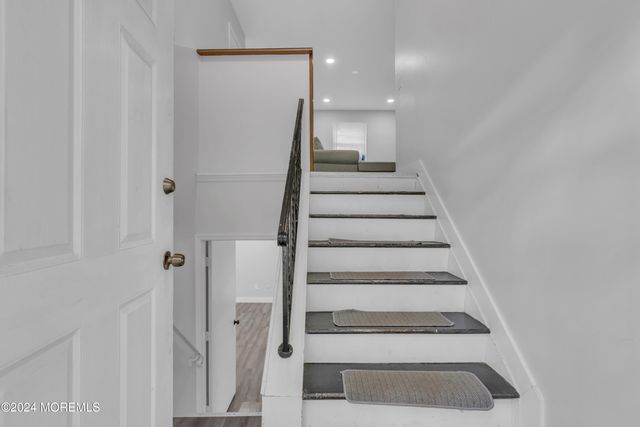 1038 Hearthstone Drive, Lakewood, NJ 08701