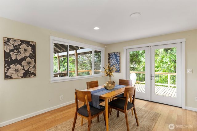 21275 Indianola Road NE, Poulsbo, WA 98370