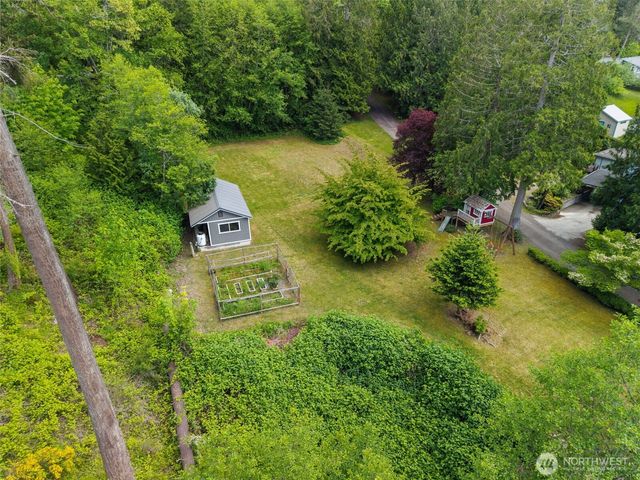 21275 Indianola Road NE, Poulsbo, WA 98370