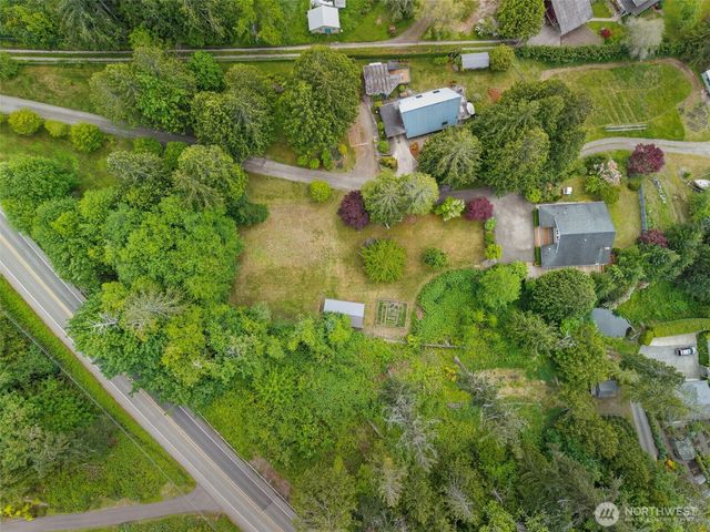21275 Indianola Road NE, Poulsbo, WA 98370