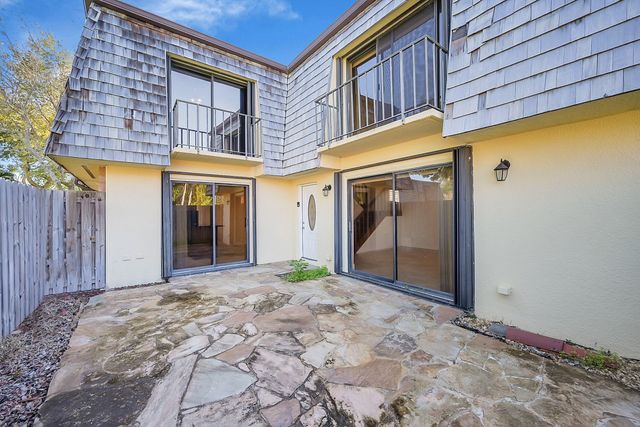 128 Lake Arbor Drive, Palm Springs, FL 33461