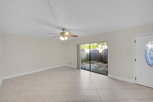 128 Lake Arbor Drive, Palm Springs, FL 33461