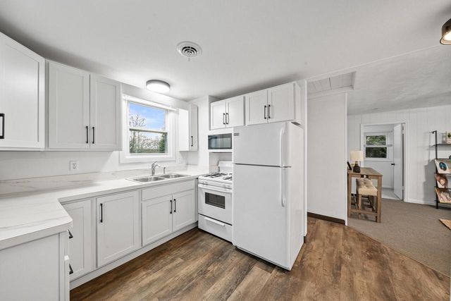 N3358 Hawthorn ROAD, Lake Geneva, WI 53147