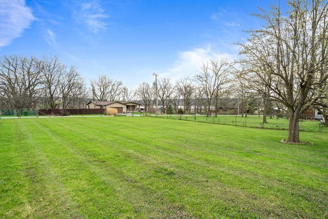 N3358 Hawthorn ROAD, Lake Geneva, WI 53147