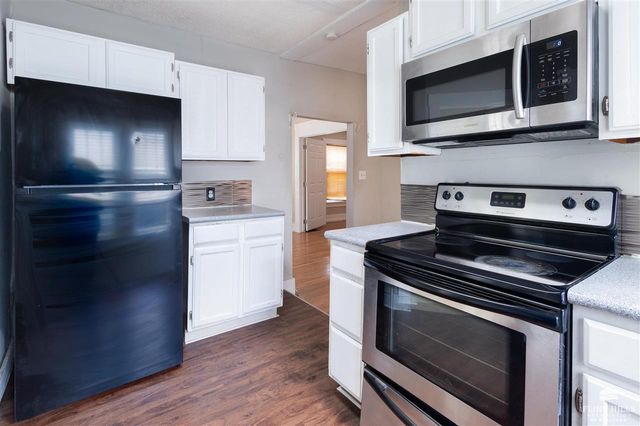 711 Osage, Manhattan, KS 66502