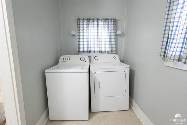 711 Osage, Manhattan, KS 66502