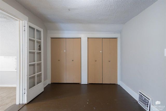 711 Osage, Manhattan, KS 66502