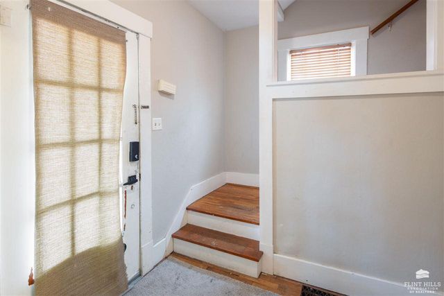 711 Osage, Manhattan, KS 66502