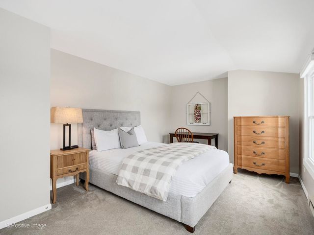 17630 67th Court, Tinley Park, IL 60477