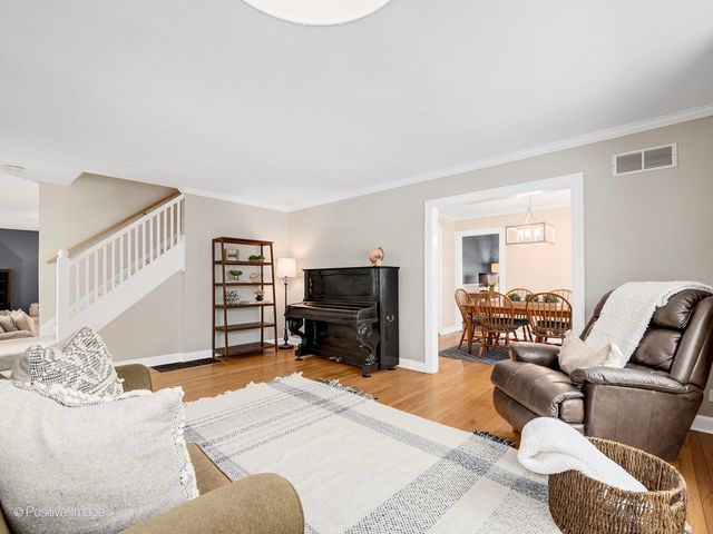 17630 67th Court, Tinley Park, IL 60477