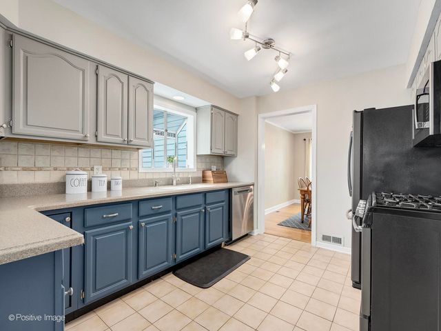 17630 67th Court, Tinley Park, IL 60477