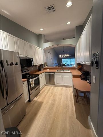 6215 Mandalay CIR 36, Naples, FL 34112