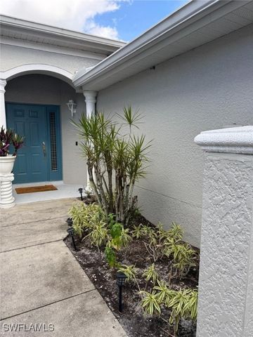 6215 Mandalay CIR 36, Naples, FL 34112