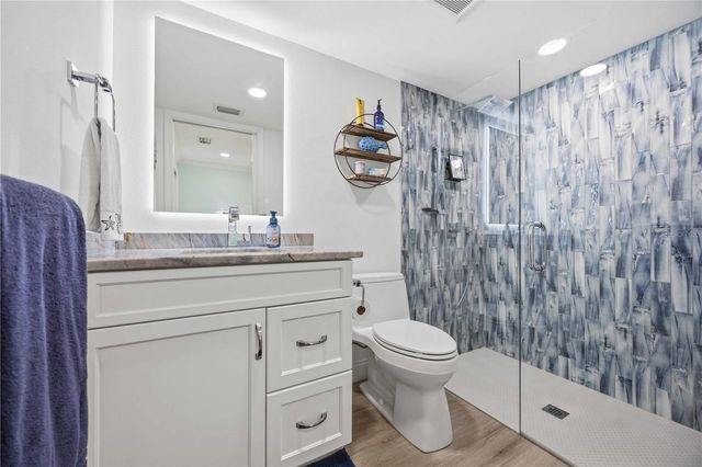 500 PARK BOULEVARD S 22, Venice, FL 34285