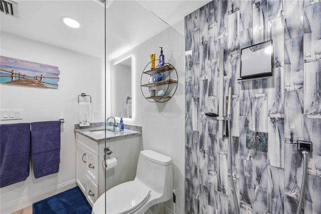 500 PARK BOULEVARD S 22, Venice, FL 34285