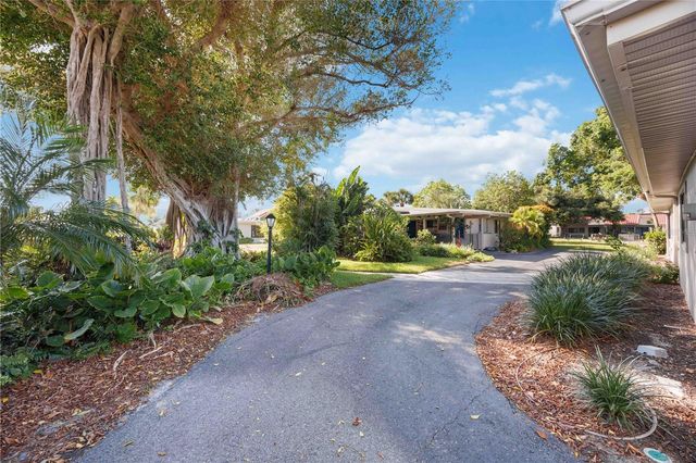 500 PARK BOULEVARD S 22, Venice, FL 34285