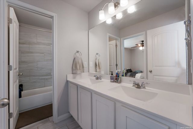 3639 clear cloud, New Braunfels, TX 78130