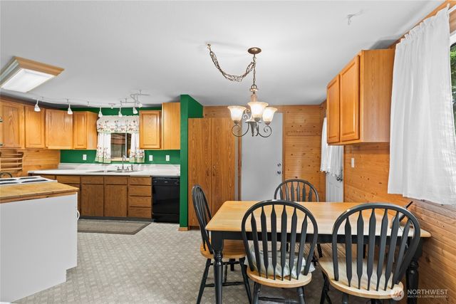 22204 State Route 706 E, Elbe, WA 98330