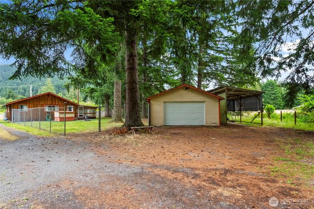 22204 State Route 706 E, Elbe, WA 98330