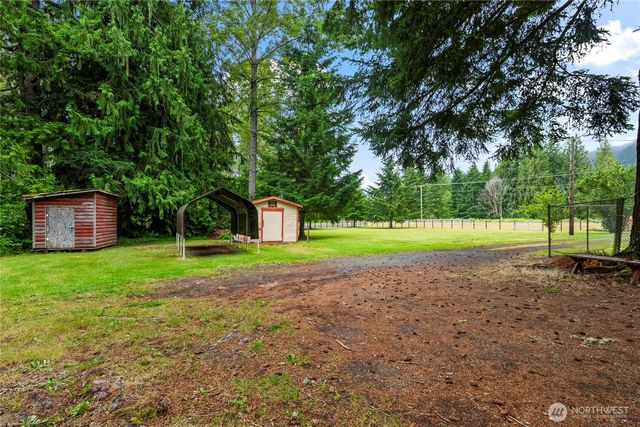 22204 State Route 706 E, Elbe, WA 98330