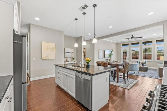 3716 Chiavari Way, Manteca, CA 95337