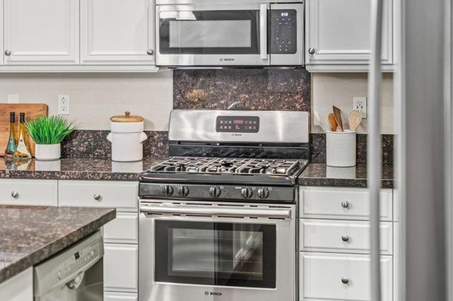 3716 Chiavari Way, Manteca, CA 95337