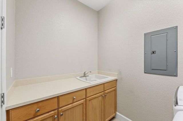 3716 Chiavari Way, Manteca, CA 95337