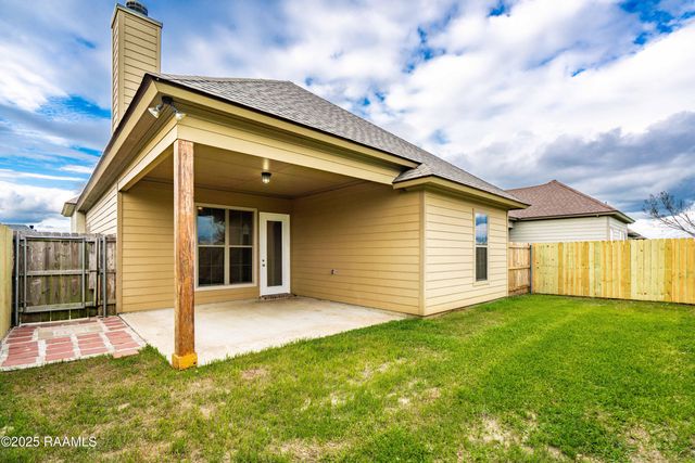 606 Highland View Drive, Youngsville, LA 70592