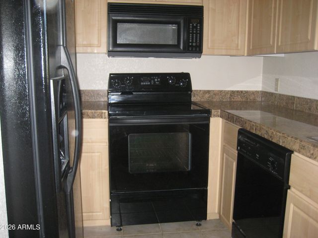 5104 N 32ND Street 454, Phoenix, AZ 85018