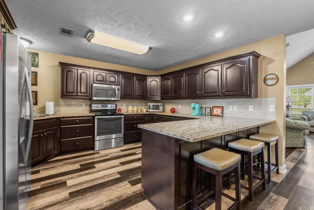 23 Northlake Circle, Conway, AR 72032