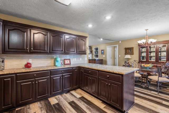 23 Northlake Circle, Conway, AR 72032