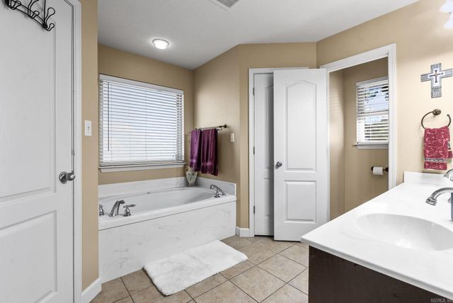 23 Northlake Circle, Conway, AR 72032