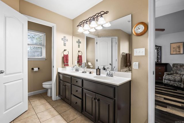 23 Northlake Circle, Conway, AR 72032