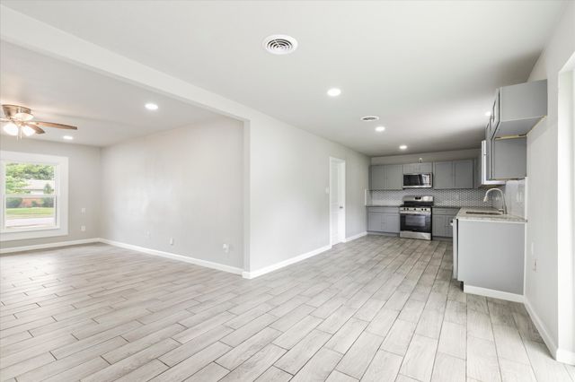 13634 Pyramid Drive, Farmers Branch, TX 75234