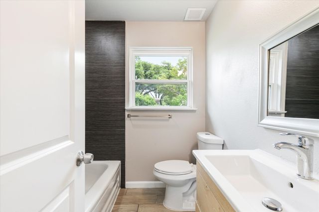 13634 Pyramid Drive, Farmers Branch, TX 75234