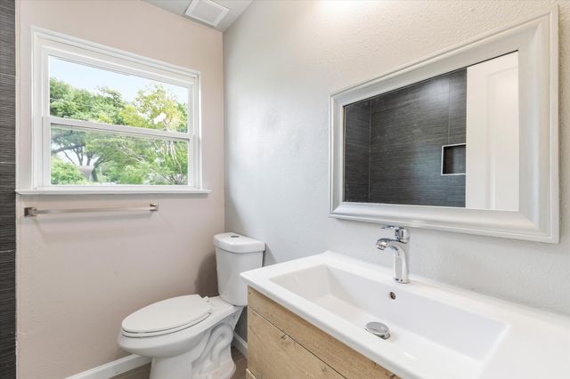 13634 Pyramid Drive, Farmers Branch, TX 75234