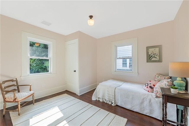 12 Risley Place, New Rochelle, NY 10801