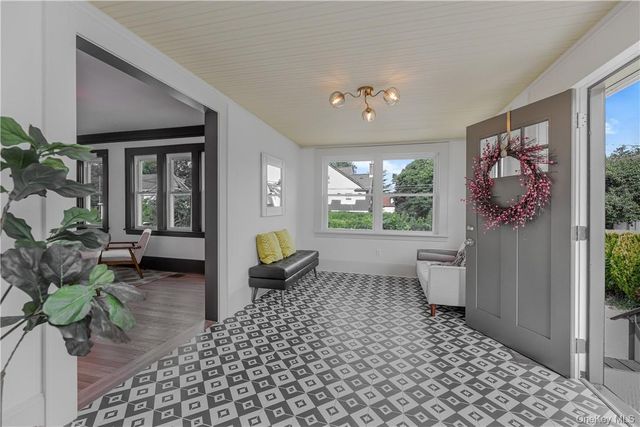 12 Risley Place, New Rochelle, NY 10801