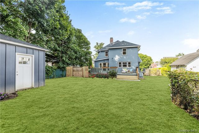 12 Risley Place, New Rochelle, NY 10801