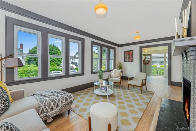 12 Risley Place, New Rochelle, NY 10801