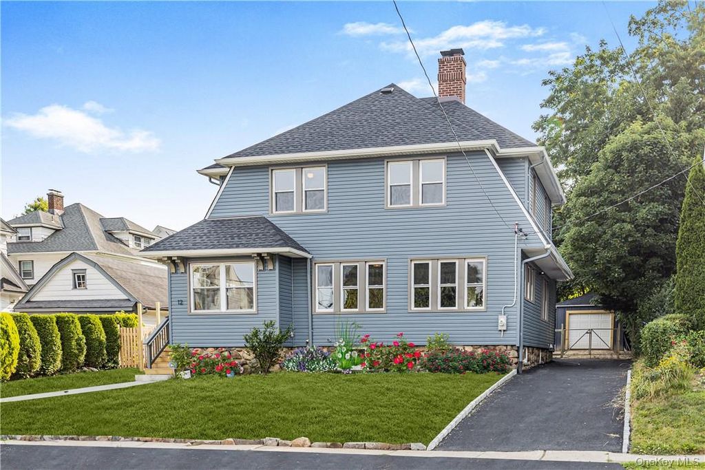 12 Risley Place, New Rochelle, NY 10801