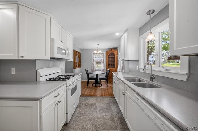 313 South Terry Road, Geddes, NY 13219