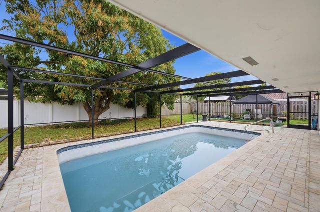 2120 NE 62nd Court, Fort Lauderdale, FL 33308