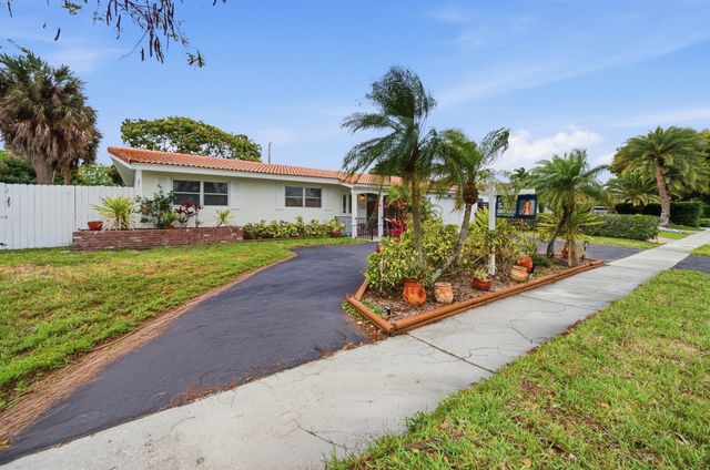 2120 NE 62nd Court, Fort Lauderdale, FL 33308