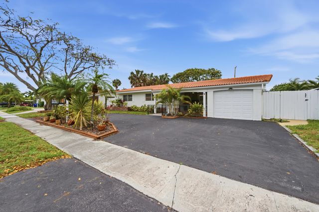 2120 NE 62nd Court, Fort Lauderdale, FL 33308