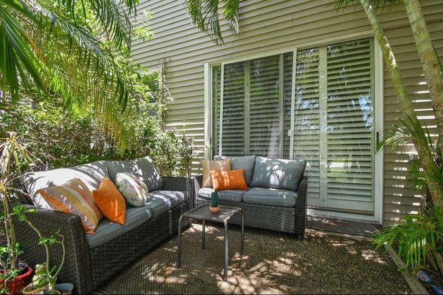 12472 COUNTRY WHITE CIRCLE, Tampa, FL 33635