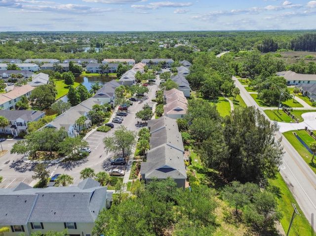 12472 COUNTRY WHITE CIRCLE, Tampa, FL 33635