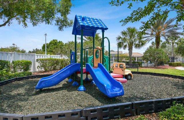 12472 COUNTRY WHITE CIRCLE, Tampa, FL 33635