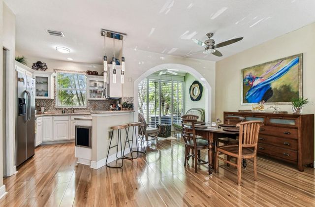 12472 COUNTRY WHITE CIRCLE, Tampa, FL 33635