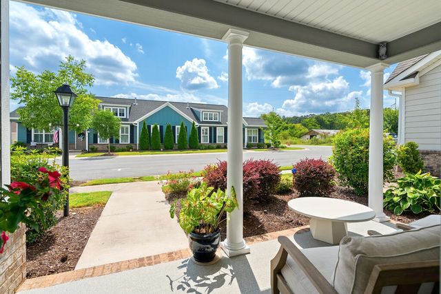 402 Pacer Lane, Dalton, GA 30721